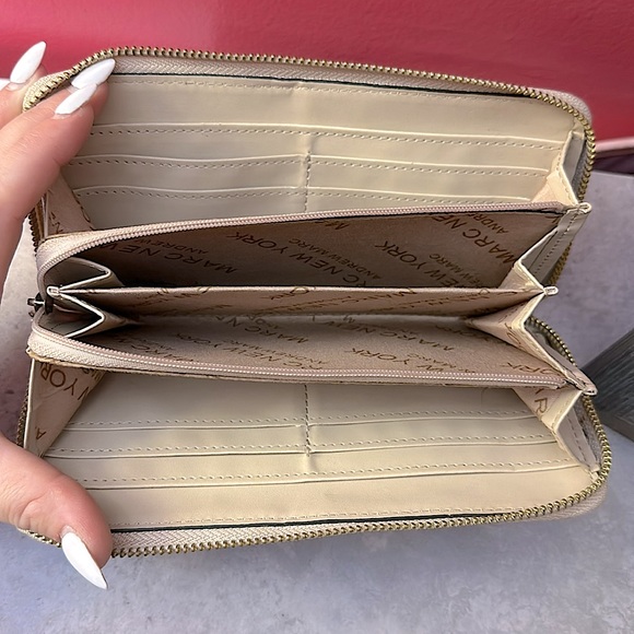 MARC New York Andrew Marc wallet - Picture 4 of 4